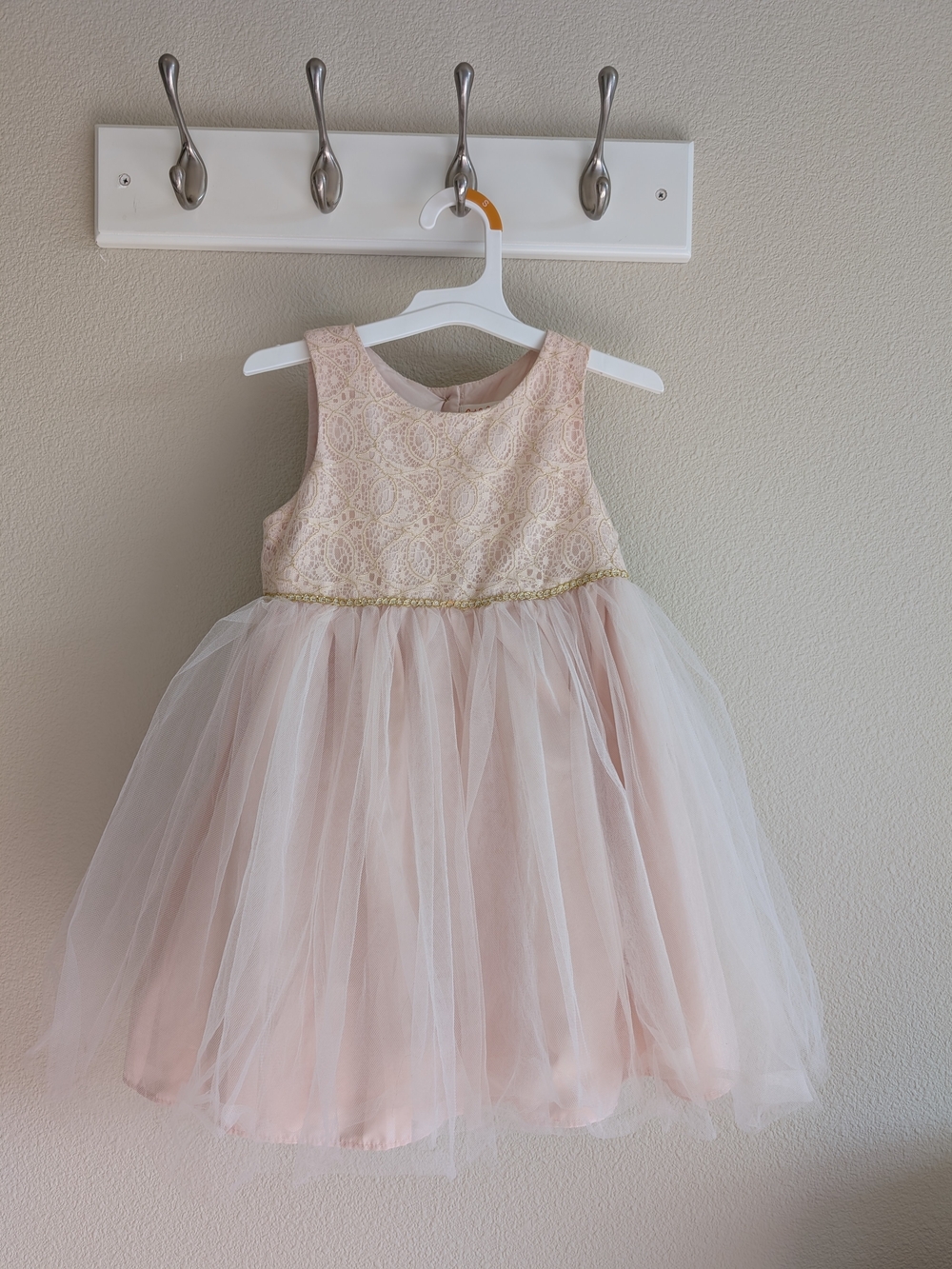 Girls' Pink Lace & Tulle Party Dress with Gold Trim 4T